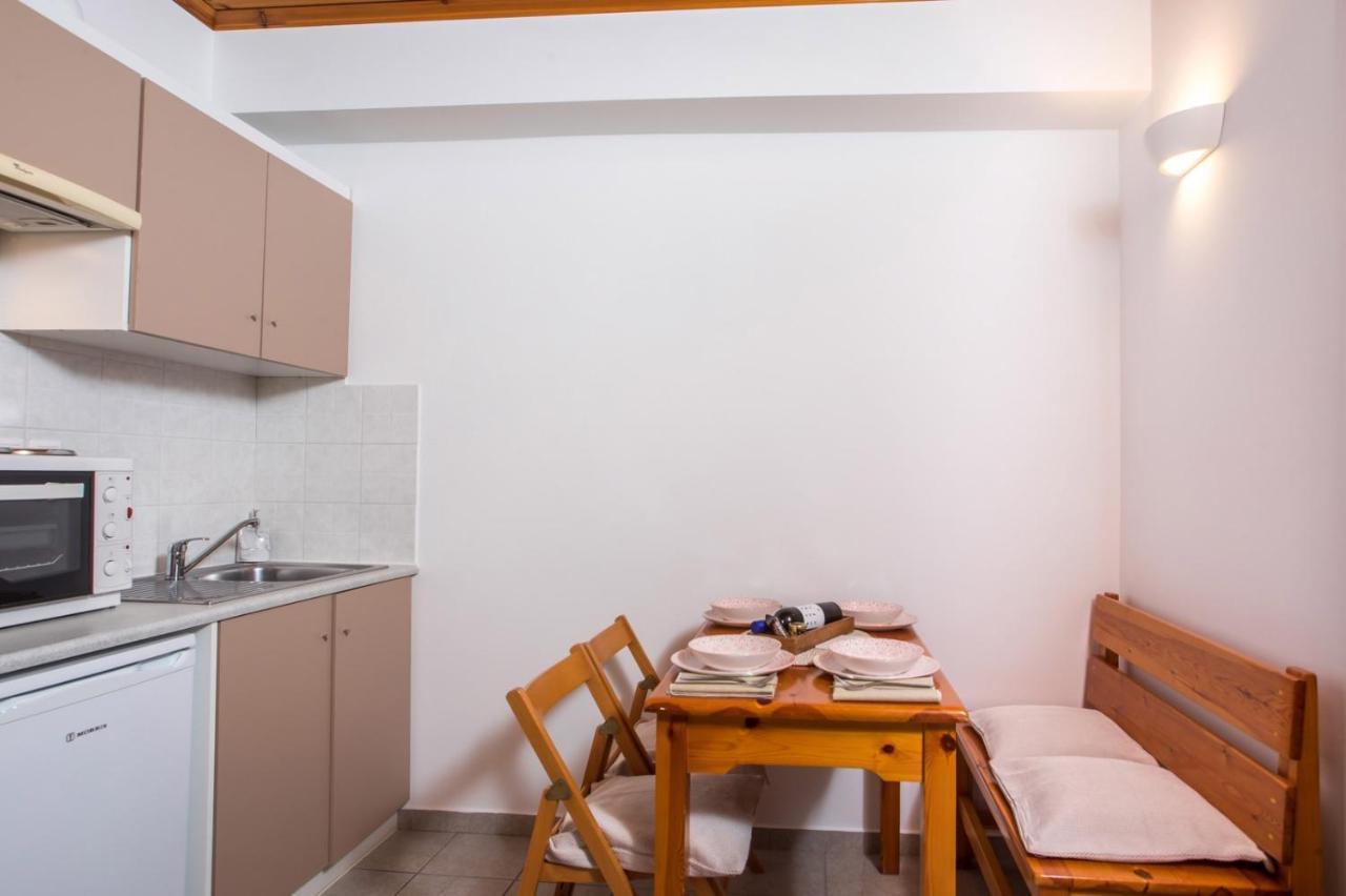 Margaritas Apartments Σύμη Εξωτερικό φωτογραφία